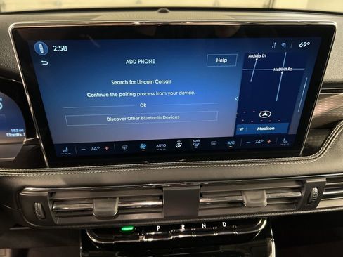 Used 2023 Lincoln Corsair Reserve w/ Equipment Group 201A image 10