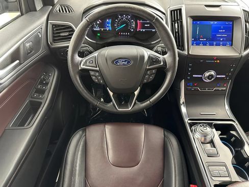 Used 2020 Ford Edge Titanium w/ Equipment Group 301A AWD/4WD image 29