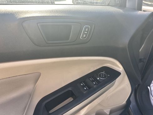 Used 2022 Ford EcoSport S AWD/4WD image 10