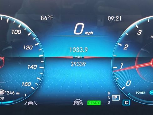 Used 2022 Mercedes-Benz GLS 450 4MATIC image 26