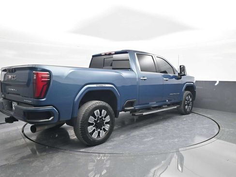 Used 2024 GMC Sierra 2500 Denali w/ Denali Reserve Package image 8