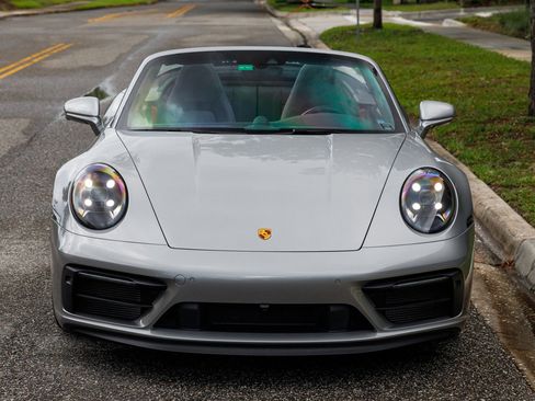 Used 2022 Porsche 911 Carrera GTS RWD image 8
