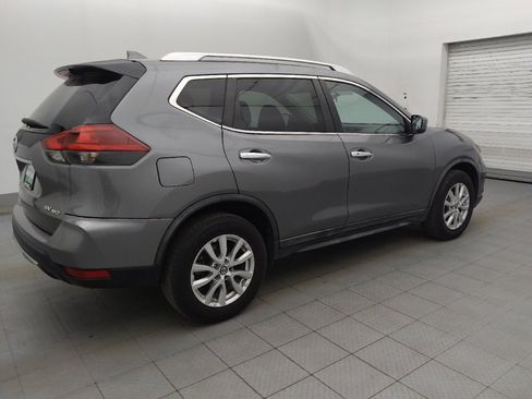 Used 2018 Nissan Rogue SV AWD/4WD image 10