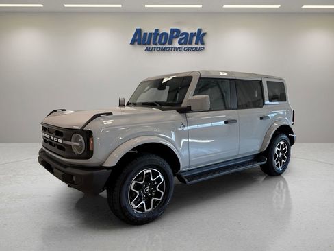 New 2026 Ford Bronco Outer Banks AWD/4WD image 3