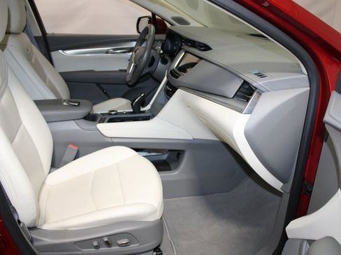 Certified 2023 Cadillac XT5 Premium Luxury w/ Technology Package image 13