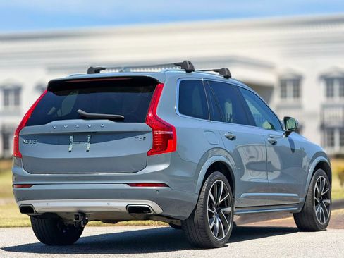 Used 2020 Volvo XC90 T6 Momentum w/ Protection Package Premier AWD/4WD image 11
