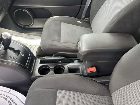 Used 2017 Jeep Patriot Sport w/ Power Value Group FWD image 22