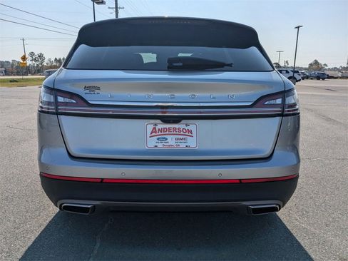 Used 2023 Lincoln Nautilus Reserve image 5