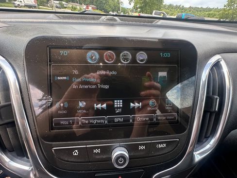 Used 2018 Chevrolet Equinox LT w/ Sun & Infotainment Package AWD/4WD image 14