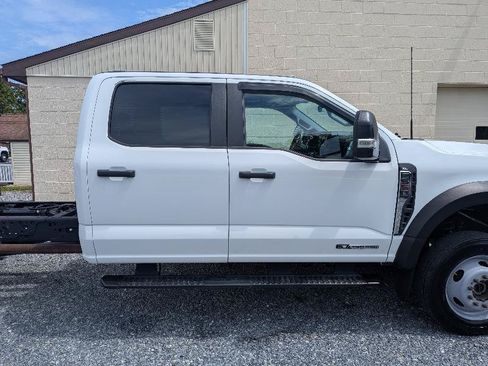 Used 2024 Ford F550 4x4 Crew Cab Super Duty image 8
