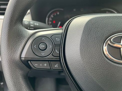 Certified 2025 Toyota RAV4 XLE image 21