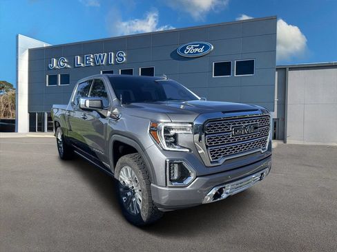 Used 2021 GMC Sierra 1500 Denali w/ Denali Premium Package AWD/4WD image 1