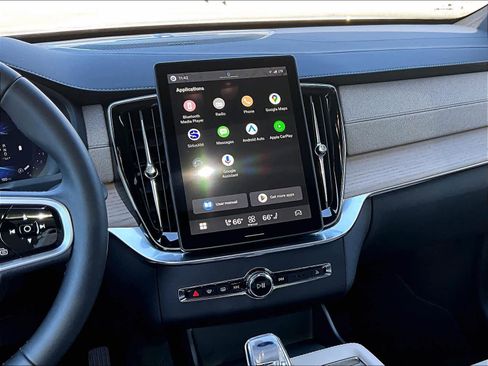 Used 2026 Volvo XC90 B6 Plus w/ Protection Package Premier AWD/4WD image 9