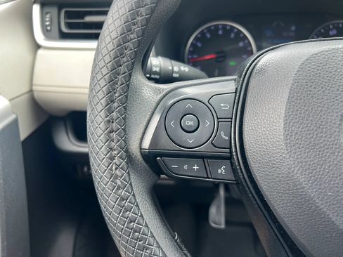 Used 2019 Toyota RAV4 XLE AWD/4WD image 20