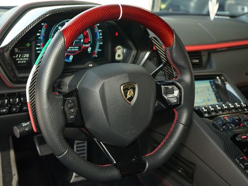 Used 2017 Lamborghini Aventador S AWD/4WD image 16