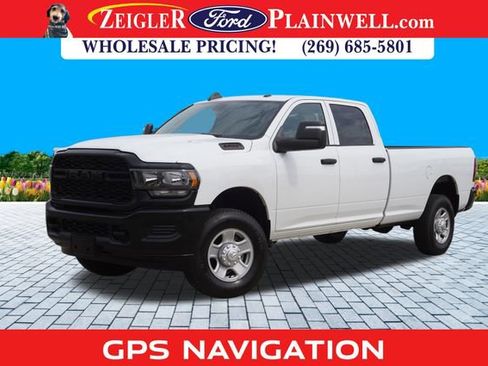 Used 2023 RAM 3500 Tradesman w/ Convenience Group image 1