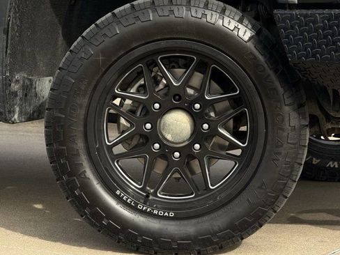 Used 2020 Chevrolet Silverado 2500 LT w/ Convenience Package image 33