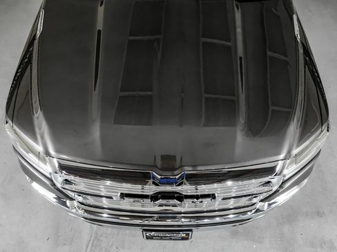 Used 2020 RAM 1500 Laramie AWD/4WD image 37