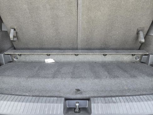 Used 2019 Volkswagen Tiguan SEL Premium R-Line FWD image 29