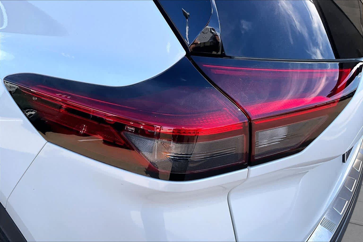 Used 2023 Nissan Rogue SL w/ SL Premium Package FWD image 28
