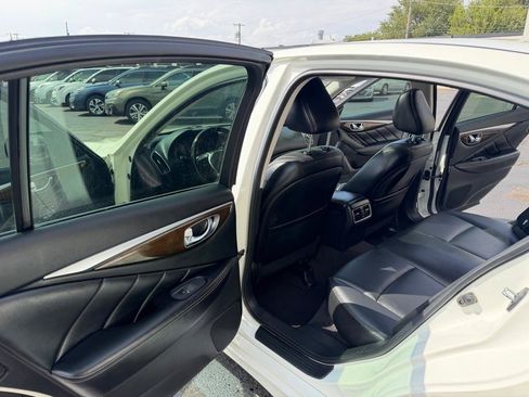 Used 2019 INFINITI Q50 Luxe w/ Essential Package (3.0T Luxe) RWD image 11