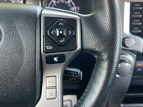 Used 2023 Toyota 4Runner SR5 Premium w/ Moonroof Package AWD/4WD image 23