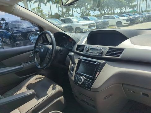 Used 2016 Honda Odyssey Touring Elite image 24