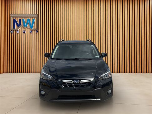 Used 2023 Subaru Crosstrek 2.0i Premium AWD/4WD image 2