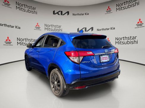 Used 2022 Honda HR-V Sport image 2