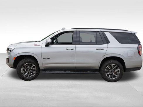 Certified 2024 Chevrolet Tahoe Z71 w/ Luxury Package AWD/4WD image 9