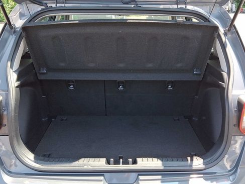 Used 2024 Hyundai Venue SEL FWD image 30