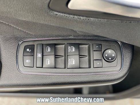 Used 2023 Dodge Charger SXT RWD image 12