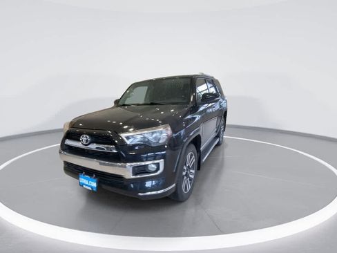 Used 2017 Toyota 4Runner Limited AWD/4WD image 4