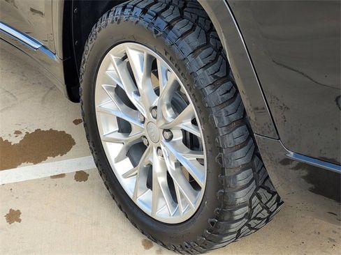 Used 2021 Jeep Grand Cherokee L Summit w/ Advanced Protech Group IV image 7