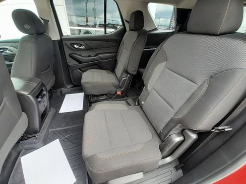 Used 2020 Chevrolet Traverse LT w/ LPO, Floor Liner Package AWD/4WD image 34