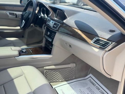 Used 2016 Mercedes-Benz E 350 4MATIC Sedan image 31