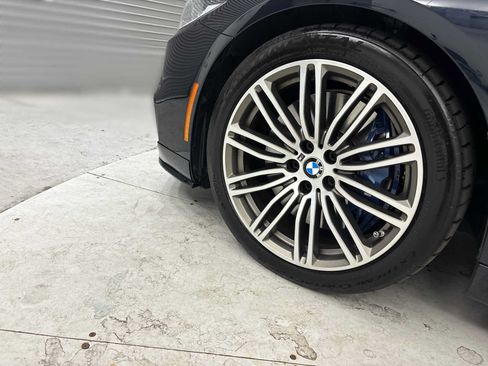 Used 2018 BMW M550i xDrive AWD/4WD image 19