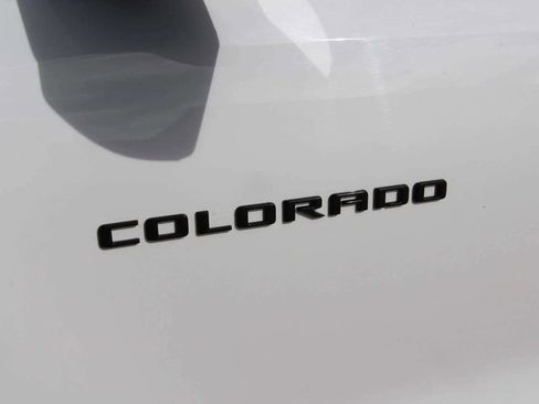 Used 2024 Chevrolet Colorado Trail Boss AWD/4WD image 10
