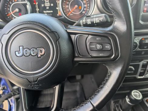 Used 2018 Jeep Wrangler Unlimited Sport S AWD/4WD image 14