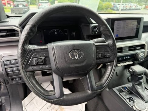Used 2024 Toyota Tacoma SR5 AWD/4WD image 19