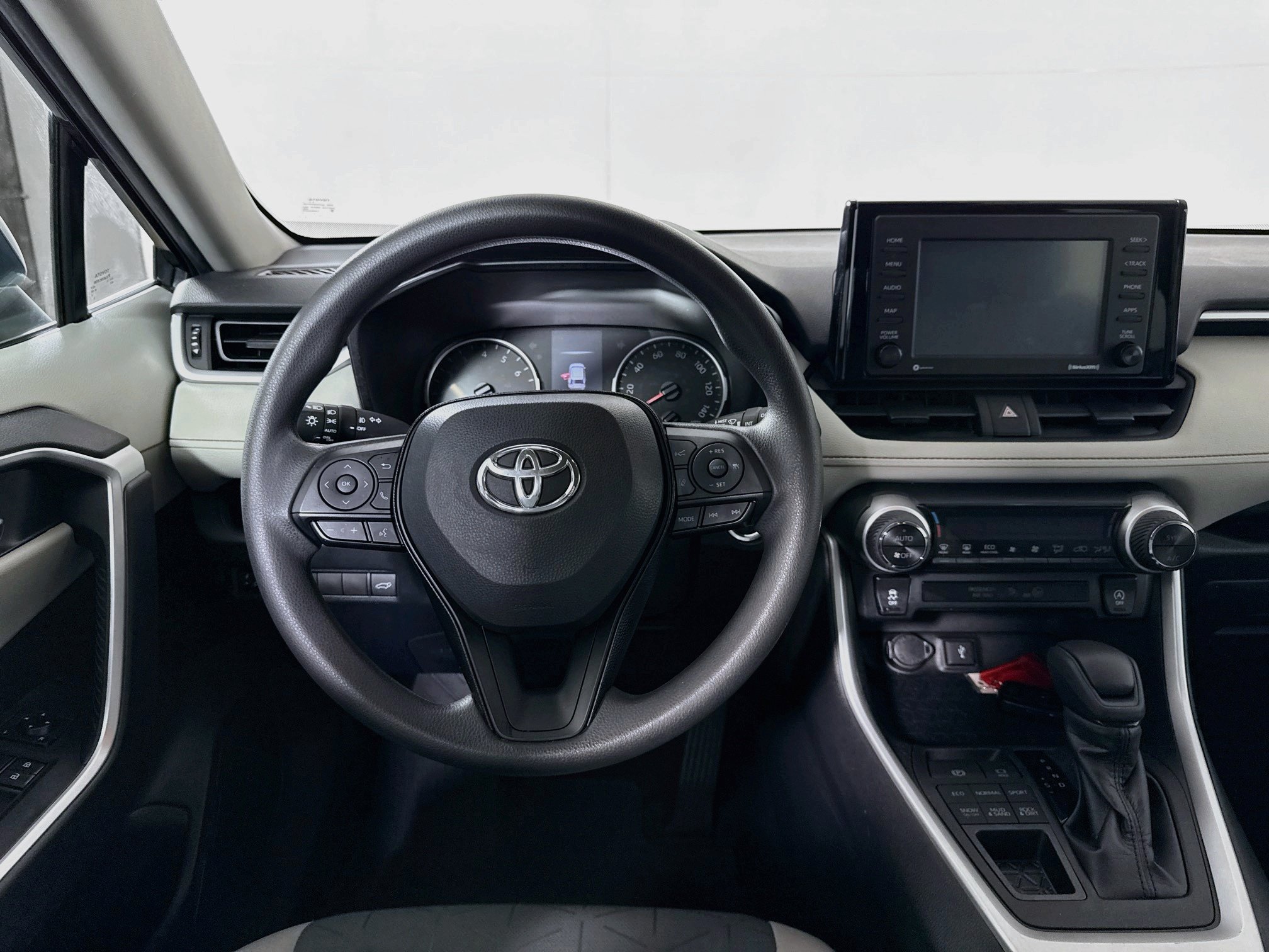 Certified 2020 Toyota RAV4 XLE w/ Convenience Package AWD/4WD image 20