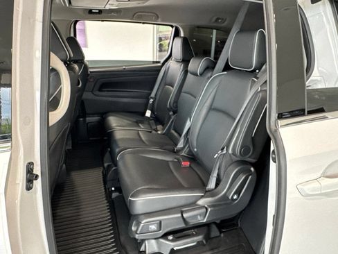 Used 2025 Honda Odyssey Elite image 42