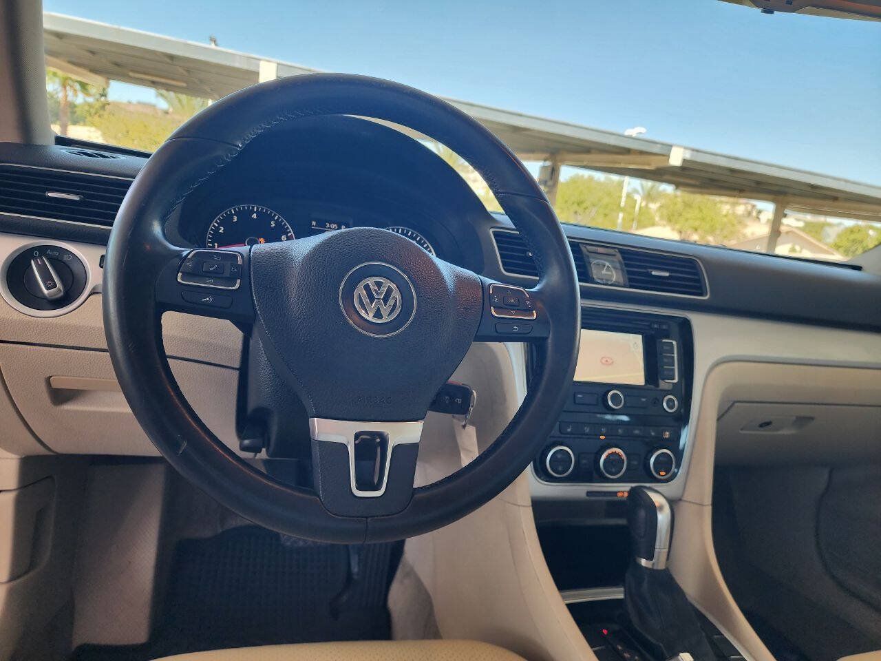 Used 2012 Volkswagen Passat 2.5 SE FWD image 19
