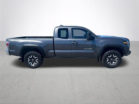 Used 2022 Toyota Tacoma TRD Off-Road w/ TRD Premium Off Road Package AWD/4WD image 6