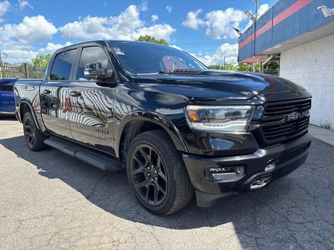 Used 2021 RAM 1500 Laramie AWD/4WD image 7