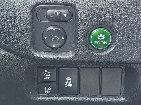 Certified 2022 Honda Pilot TrailSport image 21