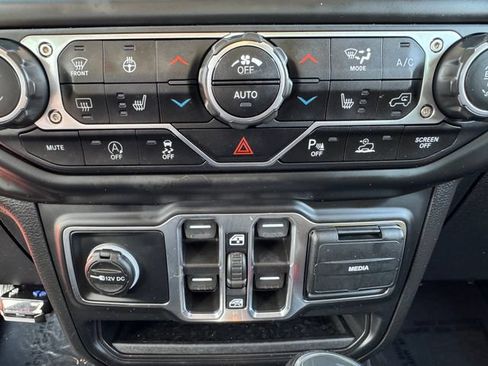 Used 2021 Jeep Gladiator Sport AWD/4WD image 26