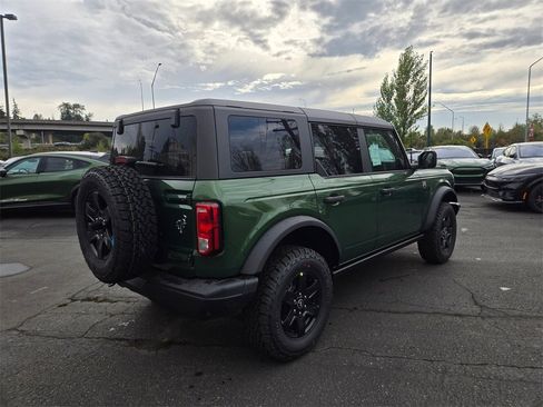 New 2025 Ford Bronco Big Bend w/ Black Diamond Package image 5