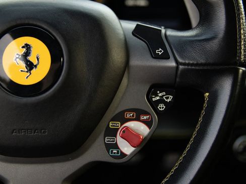 Used 2010 Ferrari 458 Italia Coupe RWD image 48