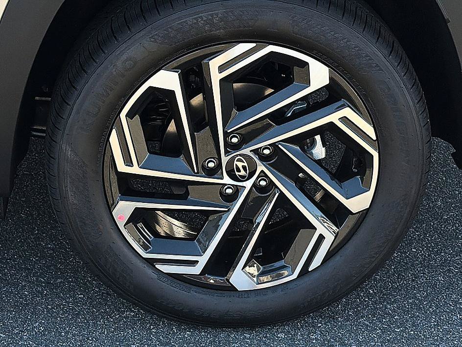New 2026 Hyundai Tucson Limited FWD image 5